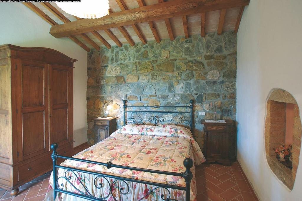 Agriturismo Casa Fibbianello Semproniano Habitación foto